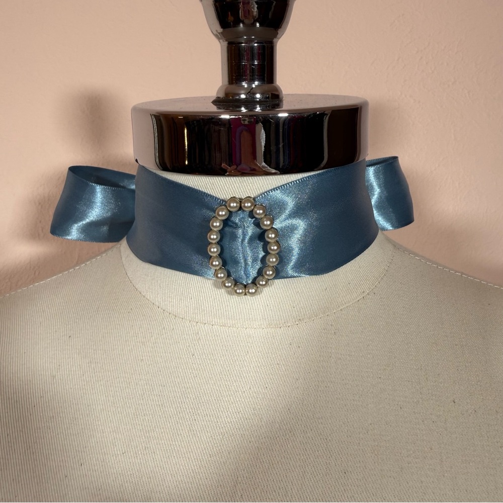 Antique Victorian Art deco Pearl Buckle Blue Ribbon wide Choker Necklace - Picture 16 of 17